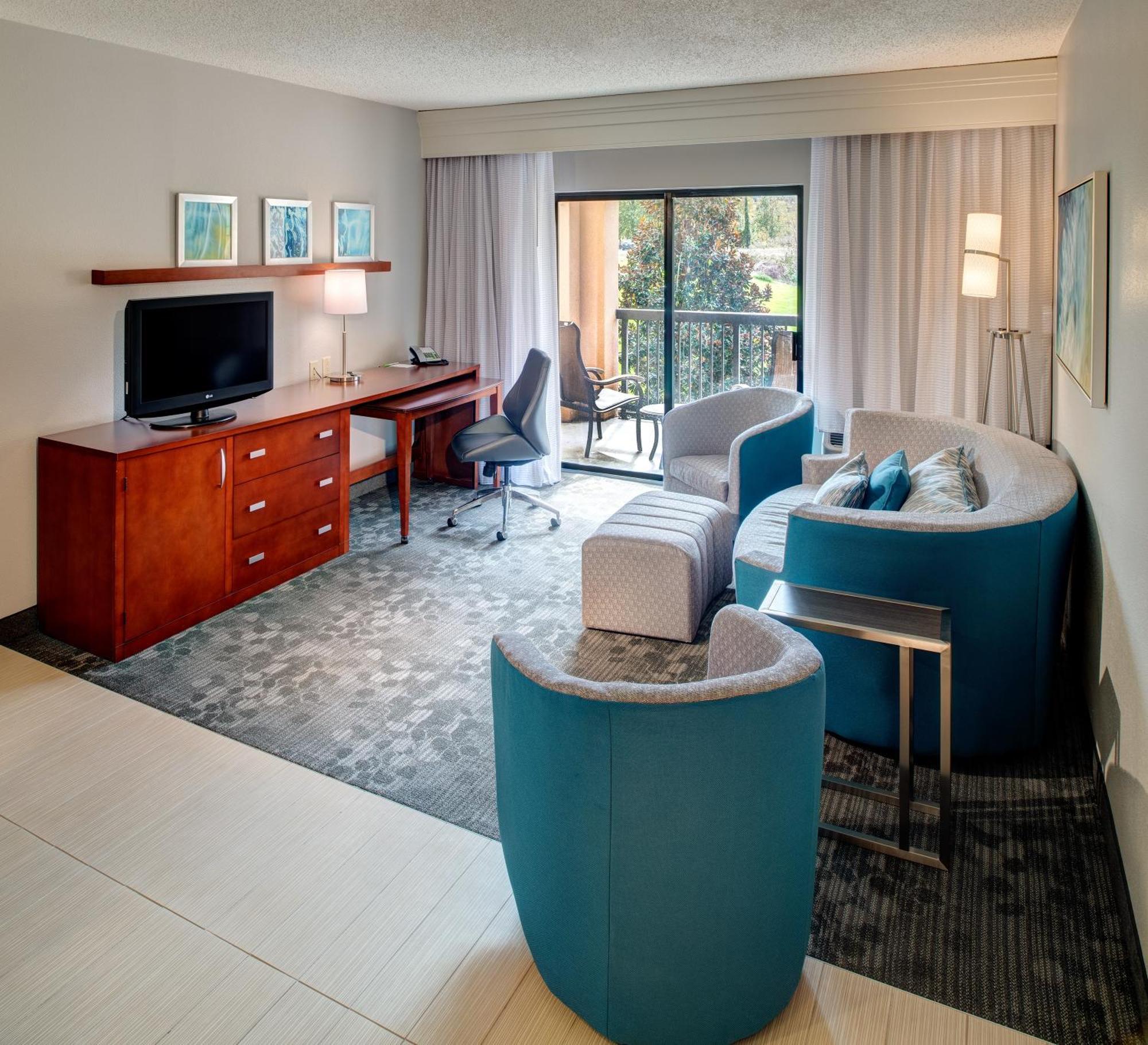 Courtyard By Marriott Columbia Northeast/Fort Jackson Area Exterior foto